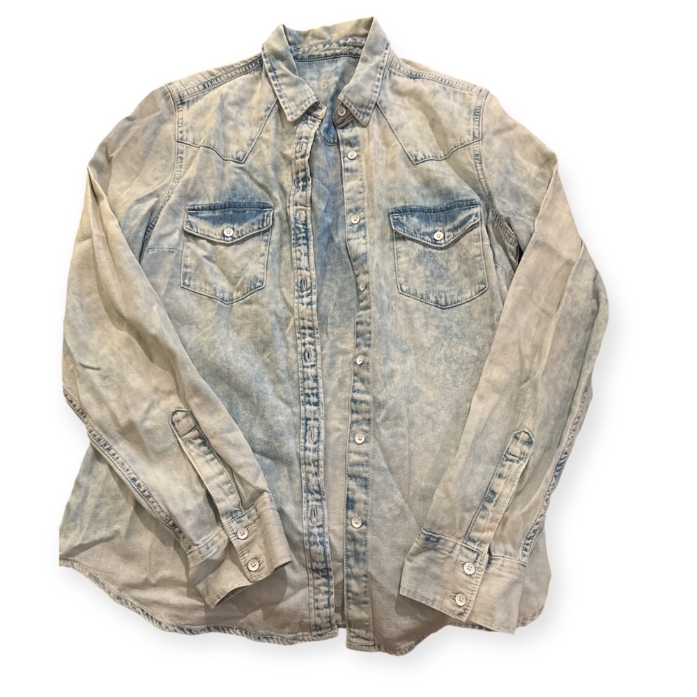 Gap denim button down shirt
